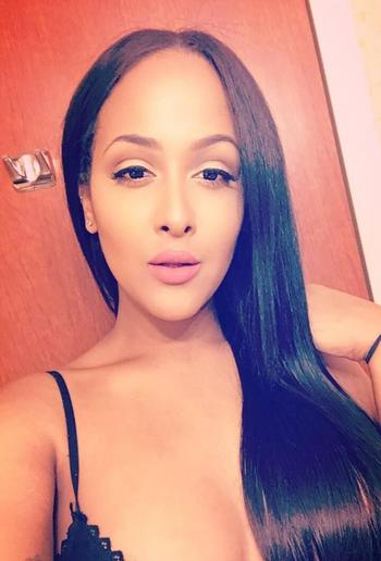 Camilia, 22 Asian transgender escort, Calgary